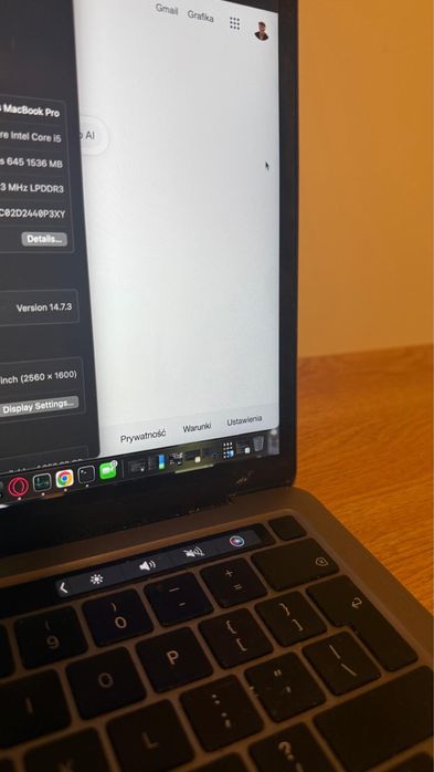 MacBook Pro 13  (2020)