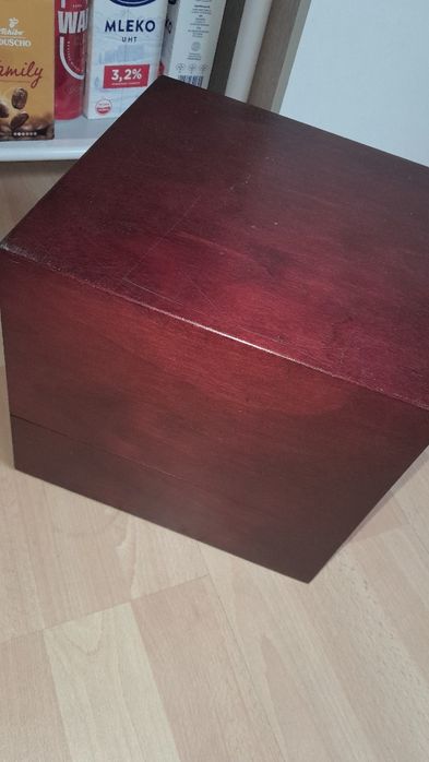 Skrzynka drewniana 26x26cm