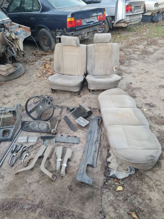 БМВ е 12 ручки закрывания двери 50$комплект