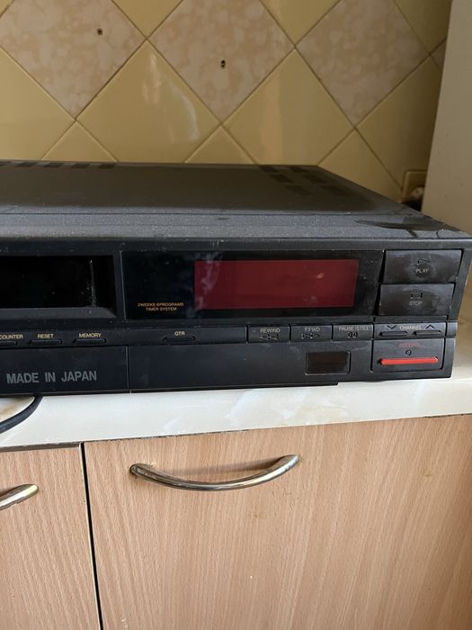 Продам касетний програвач
