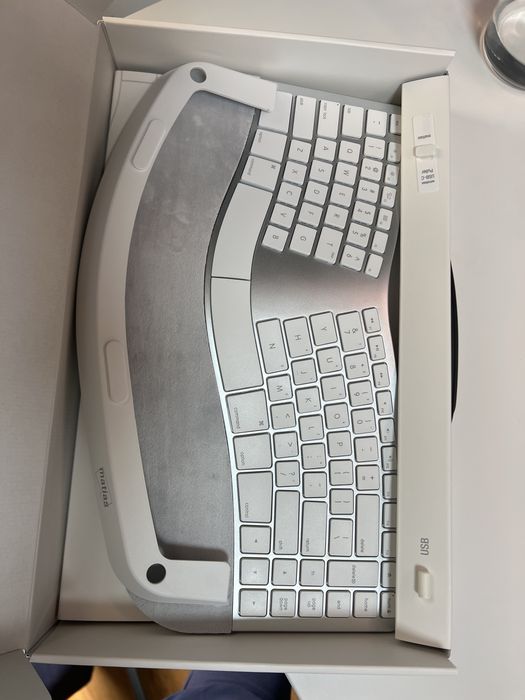 Matias Sculpted Ergonomic Rechargeable Keyboard US QWERTY Mac - FK413D