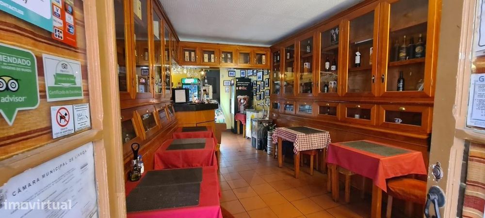 Oportunidade Única – Bar/Restaurante à Venda no Coração do Castelo de