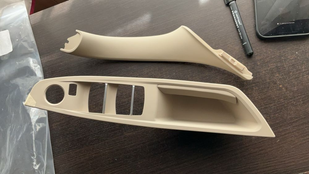 Внутренняя ручка водительской двери БМВ