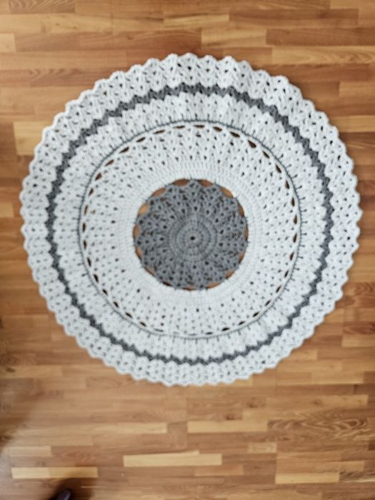 Dywan 120 cm  ręcznie robiony na szydełku