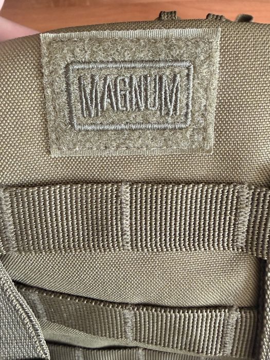 Поясна Сумка Magnum Lari