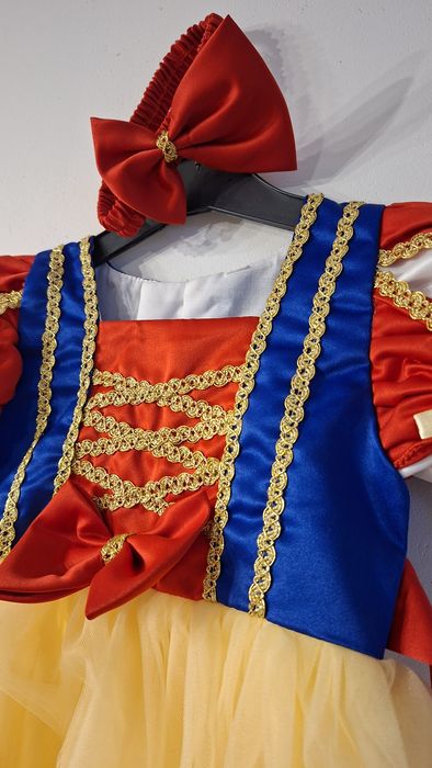 Kostium przebranie strój Królewna Śnieżka karnawał bal przebierańców