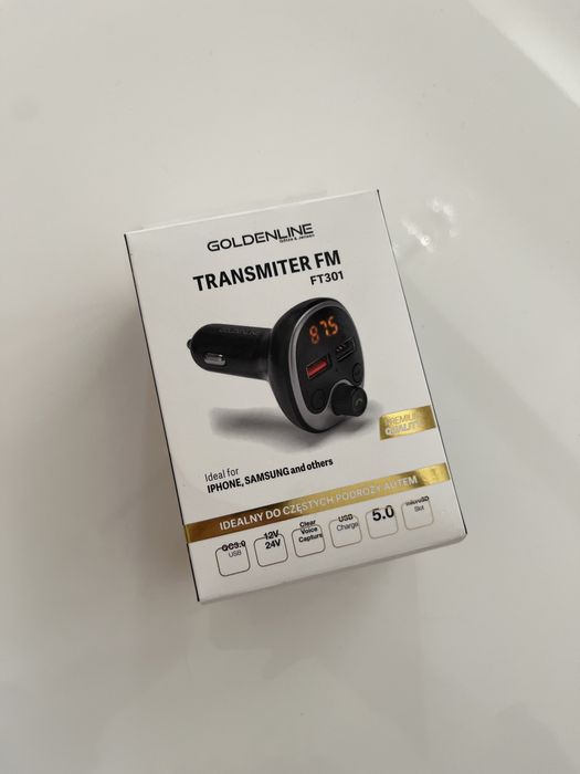 Transmiter FM FT301 Bluetooth w samochodzie