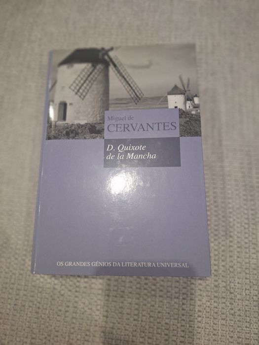 Livro "D. Quixote de la Mancha" de Miguel de Cervantes