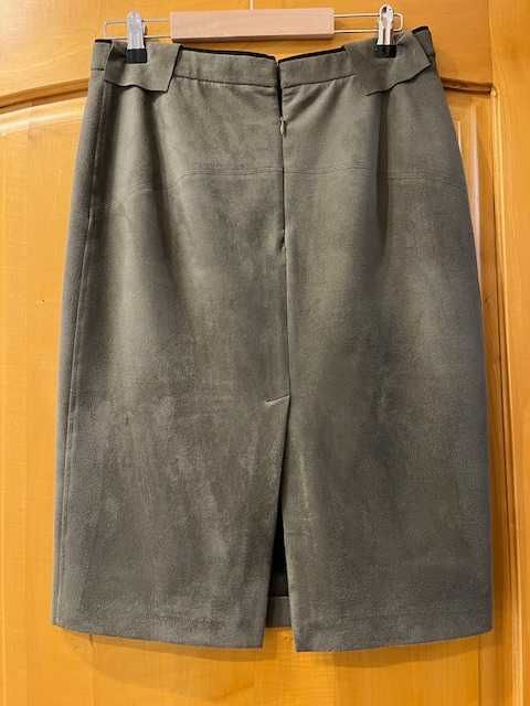 Spódnica w kolorze khaki- Taranko