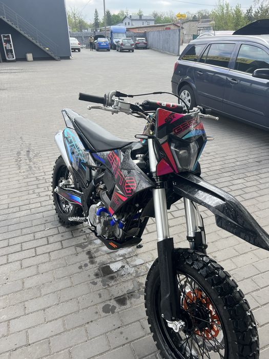 Geon gnx k23 nb motard ( терміново)