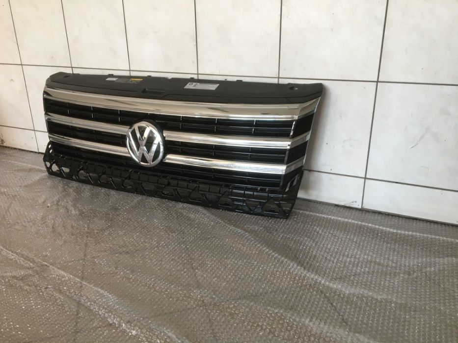 gril Grill atrapa VW Volkswagen Crafter II 2017 --> Różne wersje