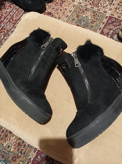 Botki VS na koturnie roz 39 dl wk 25 cm