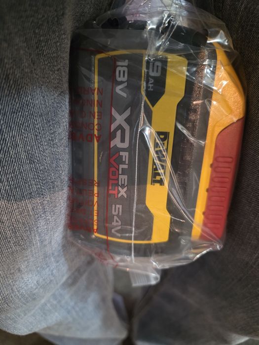 Dewalt baterie i narzedzia
