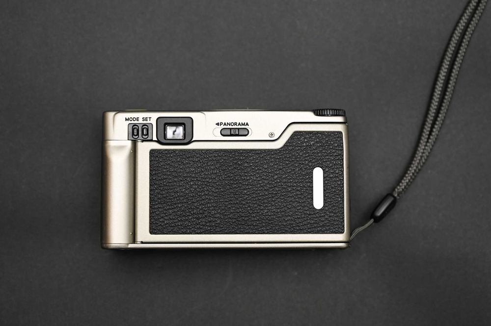 Nikon 35Ti - câmera 35mm compacta