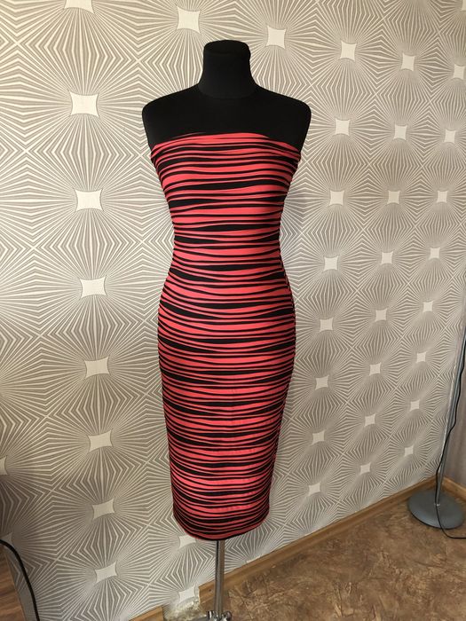 Платье коктейльное Bebe