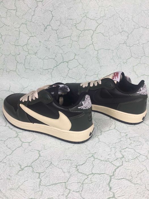 NIKE  Travis Scott кроссовки подростковые