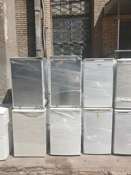 Морозильна, морозильная камера Liebherr GNP 3376