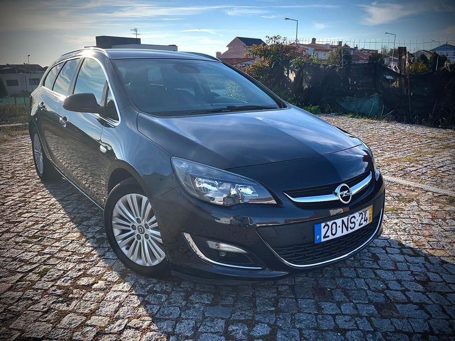 Opel Astra J Sports Tourer Sportive 1.7 CDTI 130HP