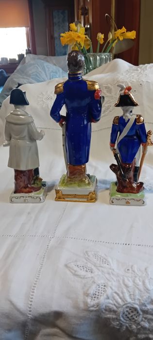 Zestaw 3 postaci żołnierzy napoleonskich - porcelana niemiecka