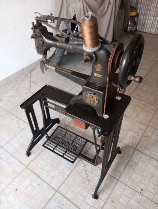 Máquina Singer de gaspear calçado de 1910