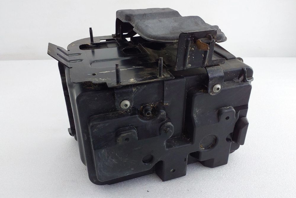 Base / caixa da bateria FORD B-Max (JK)