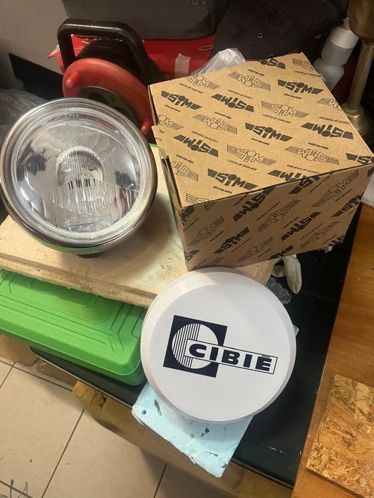 Faróis de longo alcance SIM novos c/tampa CIBIE