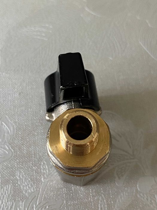 Кран Aster (1/4", 3/8", 1/2")