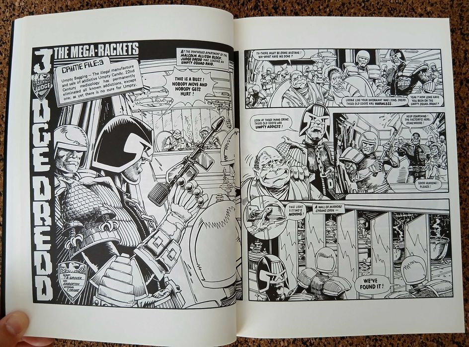 BD - Judge Dredd: The Complete Case Files 05
