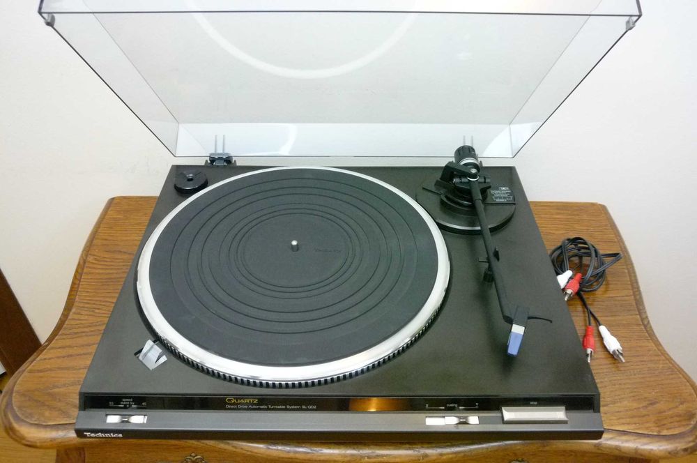 Gramofon Technics SL-QD2 Quartz -controll Semi-automatic Auto-Stop TOP