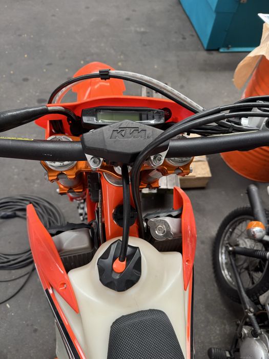 KTM EXC 300 TPI Six Days 2022