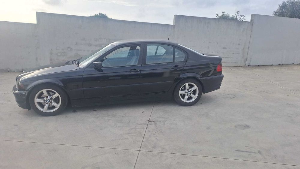 BMW 320 Diesel bom estado