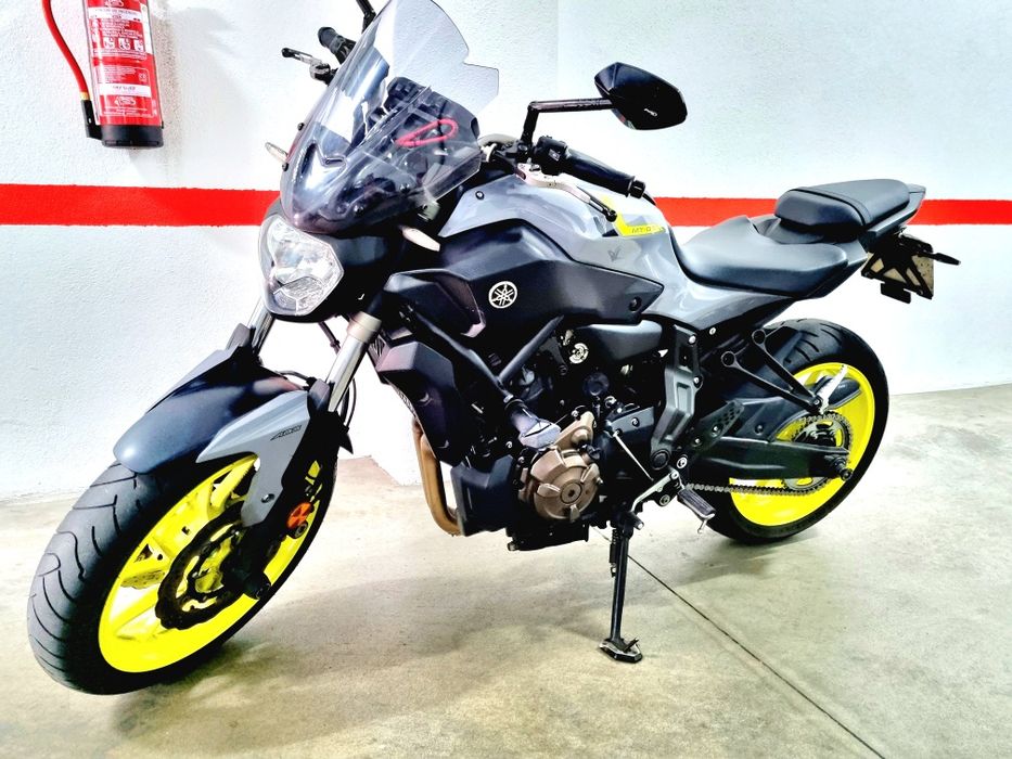 Yamaha MT 07  como nova