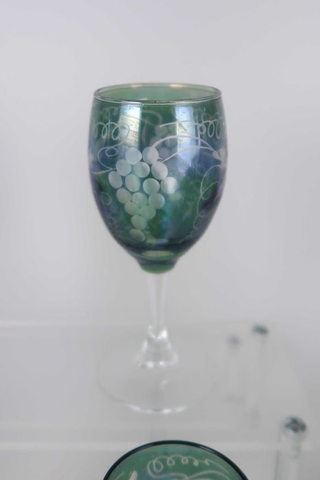 Garrafa licoreira com 6 cálices - Uvas