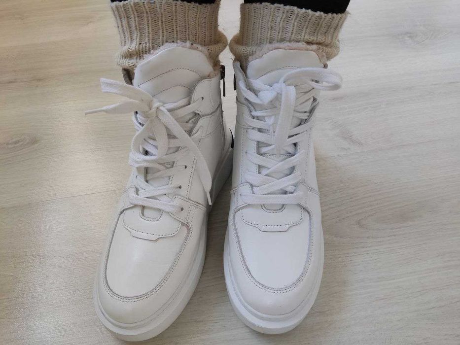 Зимові хайтопи білі ES8 ER00112332