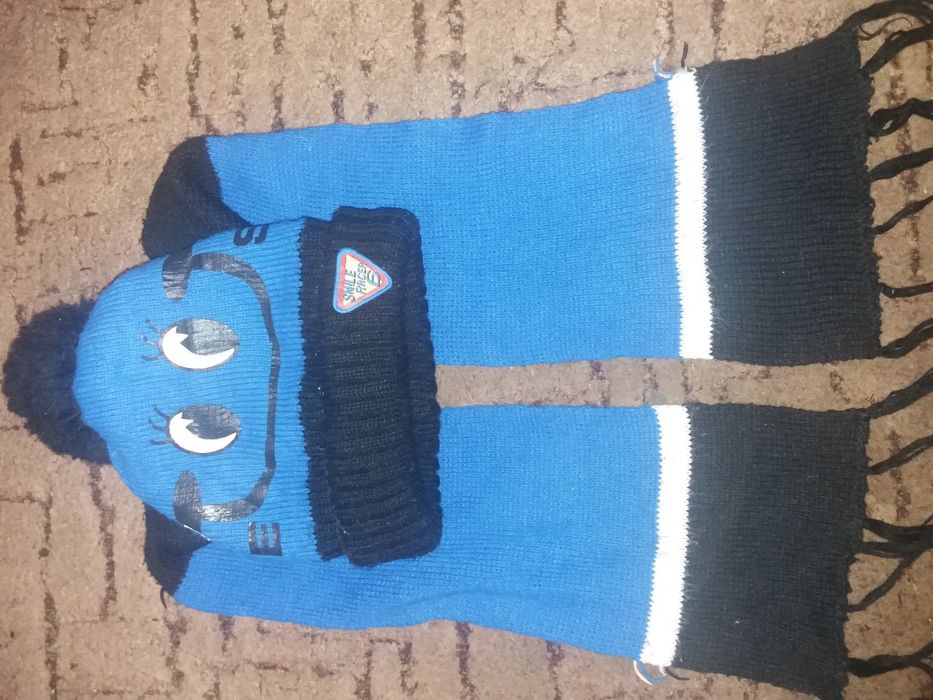 Комплект шапка и шарф