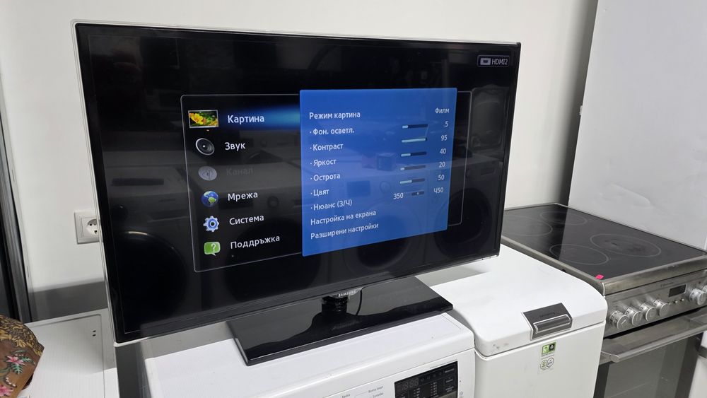 SAMSUNG 37дюймів