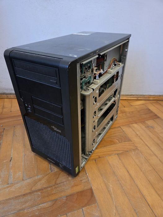 Komputer PC Fujitsu Siemens +  monitor LG