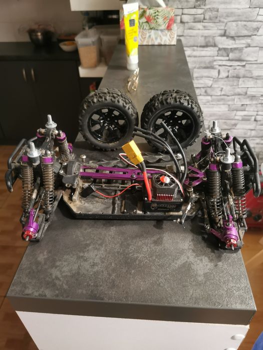 Tylko dzisiaj pakiet. Podwozie maverick Mt 1:10 +esc 120A silnik i koł