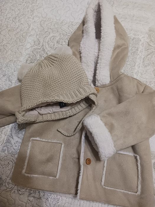 Casaco e gorro bebé zara