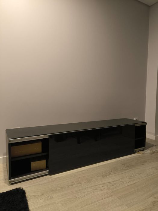 Vende se móvel Besta