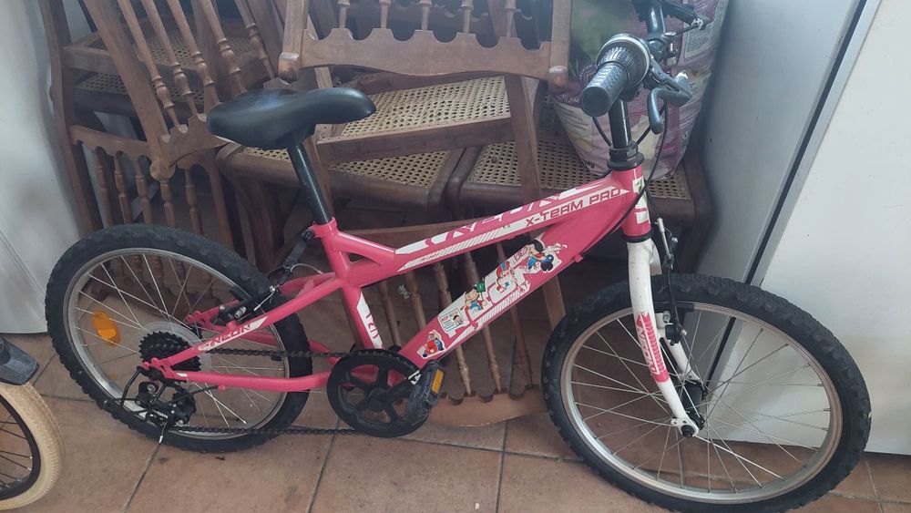 Bicicleta de menina do el corte inglês