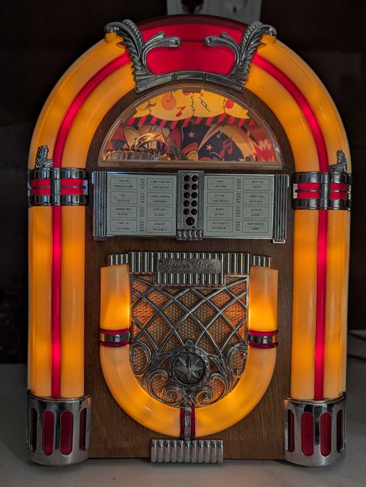 Музичний автомат Juke Box підсвітка, Радіо AM/FM, касетний магнітофон