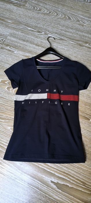 Sprzedam koszulkę Tommy Hilfiger