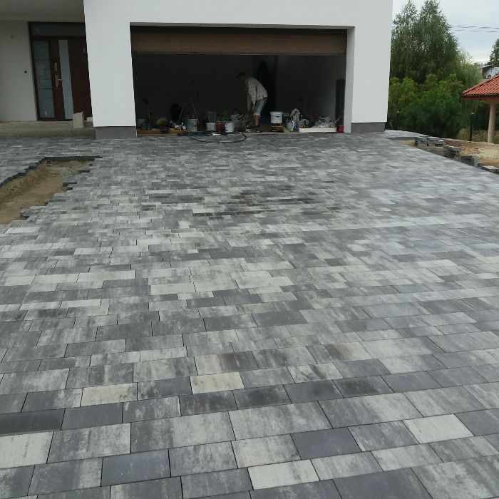 Kompleksowe układanie kostki brukowej