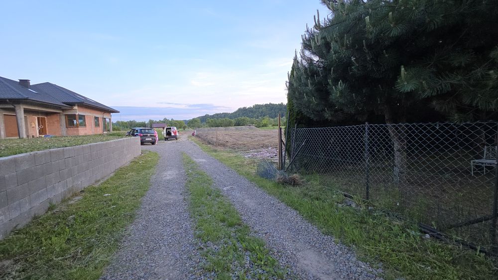 Działka budowlana w Dąbrowie w 2 lini drogi krajowej 75. 3 km od Nowego Sącza ( 3 min) - Widok 3