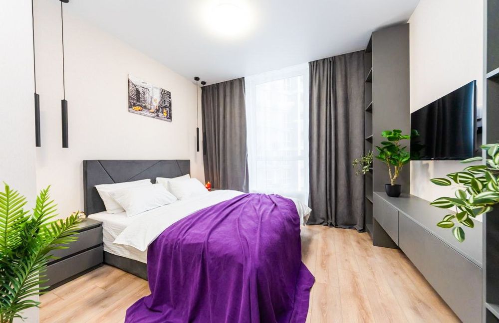 Нова, ВІП, Ревуцкого 40В,м Харьківская 5 хв пішки, рядом Позняки