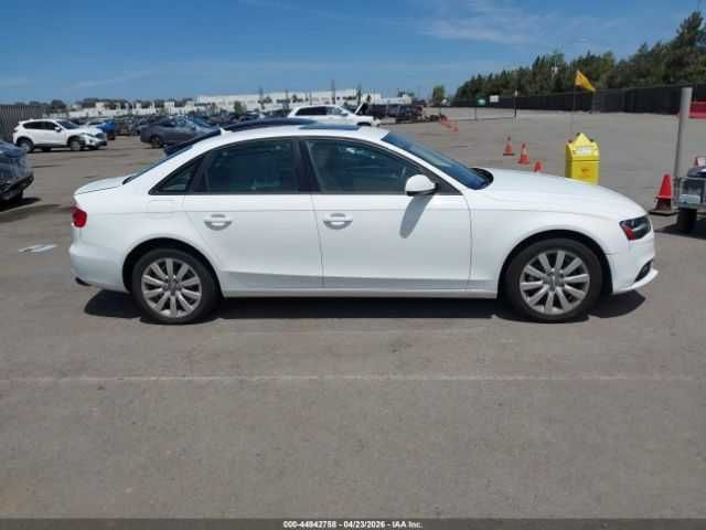 Audi A4 2.0 Premium 2014