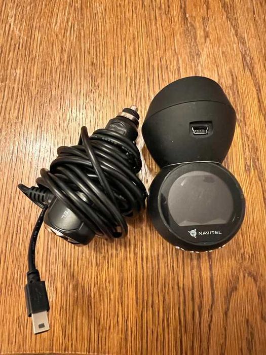 Rejestrator jazdy Navitel Full HD