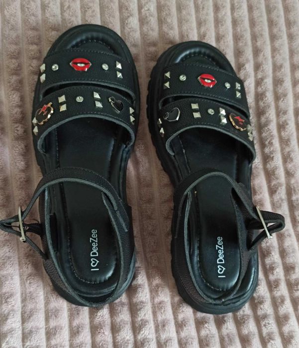 DeeZee - Sandały rozmiar 37