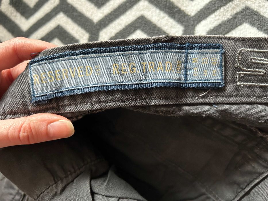 Szare spodnie cargo vintage Reserved